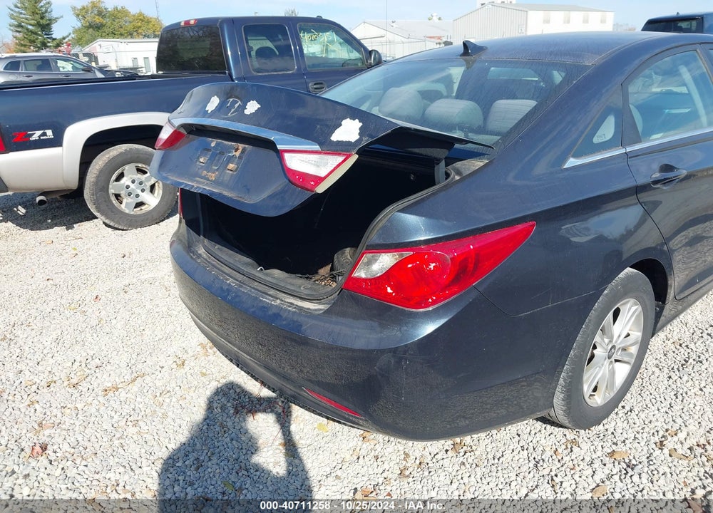 2011 HYUNDAI SONATA GLS VIN: 5NPEB4AC0BH208210