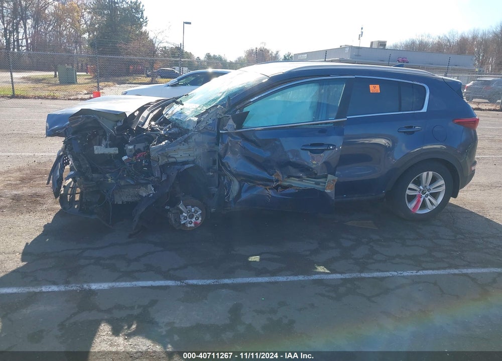 2017 KIA SPORTAGE LX VIN: KNDPMCAC2H7237427