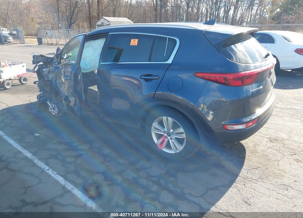 2017 KIA SPORTAGE LX VIN: KNDPMCAC2H7237427