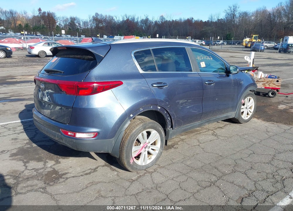 2017 KIA SPORTAGE LX VIN: KNDPMCAC2H7237427