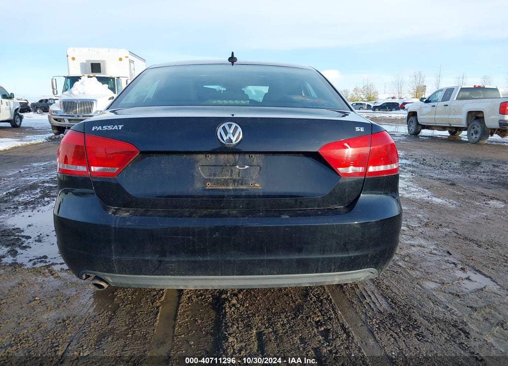 2013 VOLKSWAGEN PASSAT VIN: 1VWBP7A34DC012921