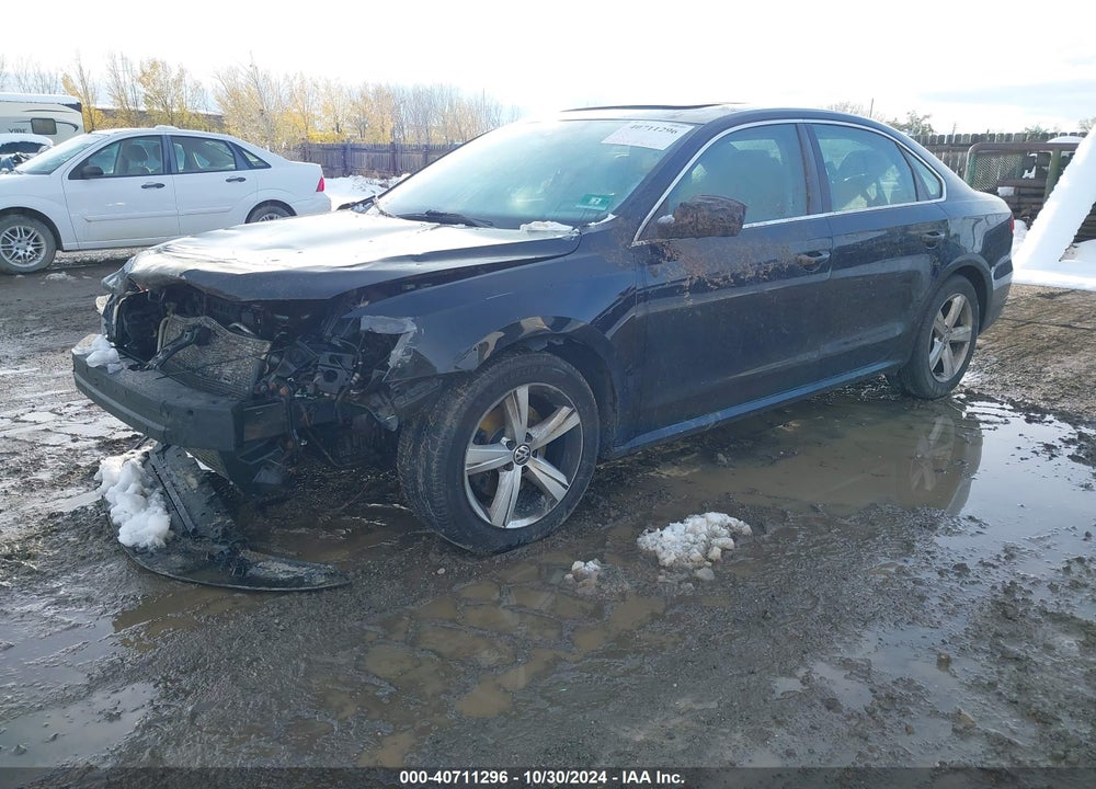 2013 VOLKSWAGEN PASSAT VIN: 1VWBP7A34DC012921