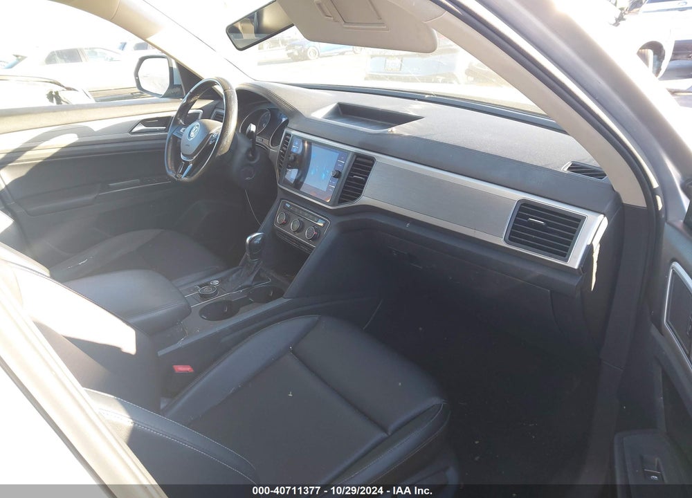 2018 VOLKSWAGEN ATLAS 3.6L V6 SE VIN: 1V2KR2CA6JC571814