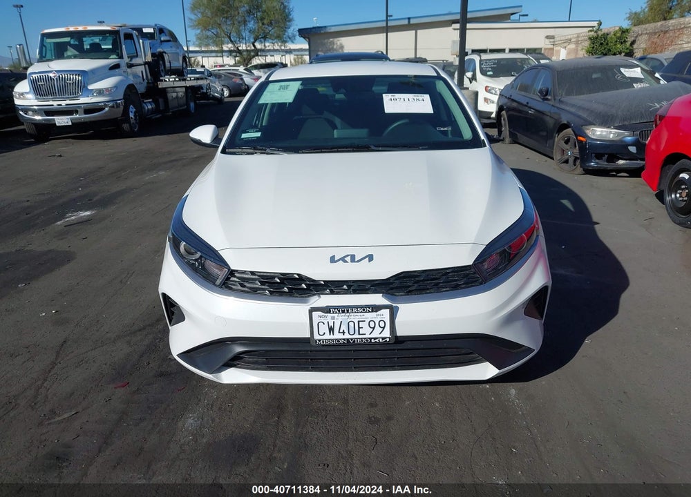 2024 KIA FORTE LXS VIN: 3KPF24AD5RE820852
