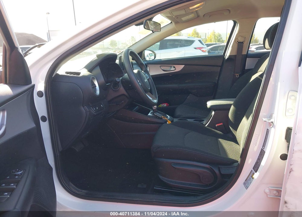 2024 KIA FORTE LXS VIN: 3KPF24AD5RE820852