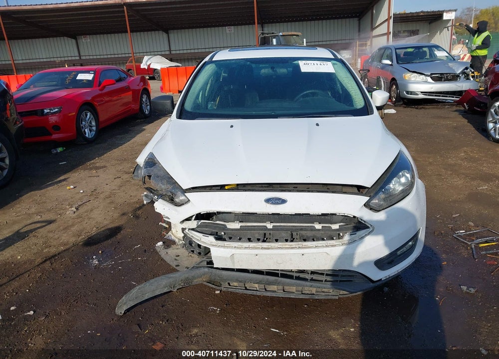 2018 FORD FOCUS SEL VIN: 1FADP3H24JL320710