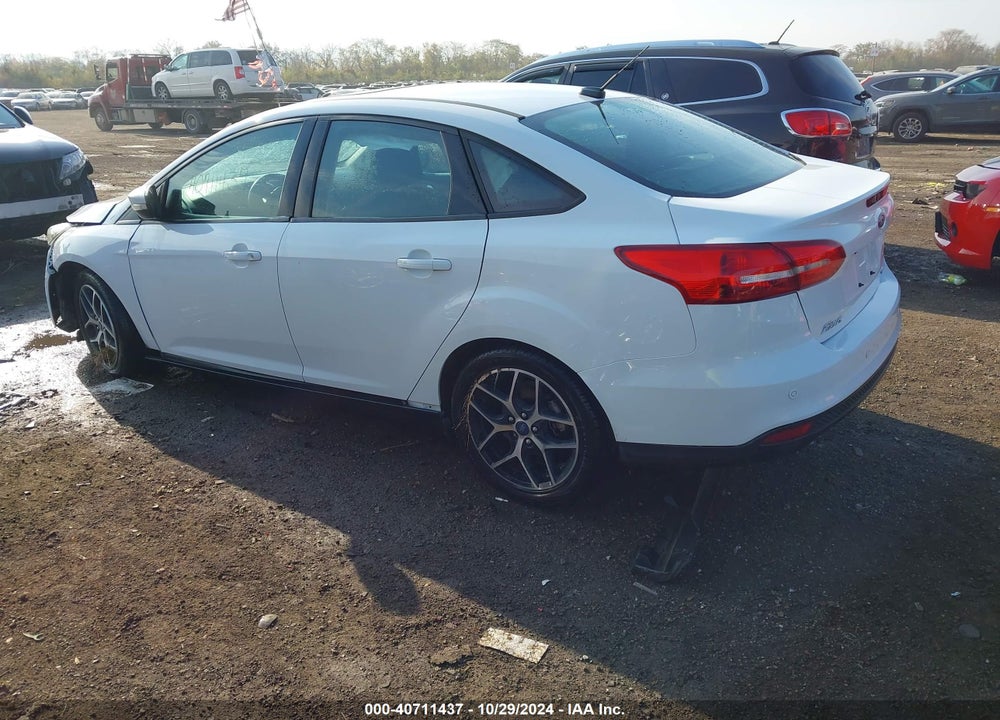2018 FORD FOCUS SEL VIN: 1FADP3H24JL320710
