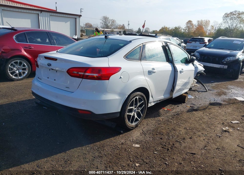 2018 FORD FOCUS SEL VIN: 1FADP3H24JL320710