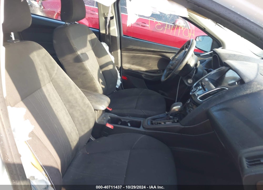 2018 FORD FOCUS SEL VIN: 1FADP3H24JL320710
