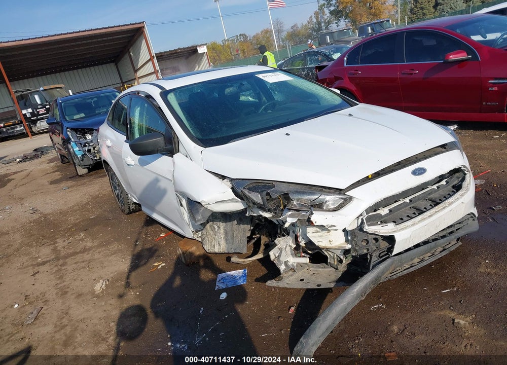 2018 FORD FOCUS SEL VIN: 1FADP3H24JL320710