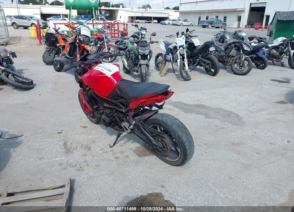 2017 YAMAHA FZ09 VIN: JYARN53E4HA000503