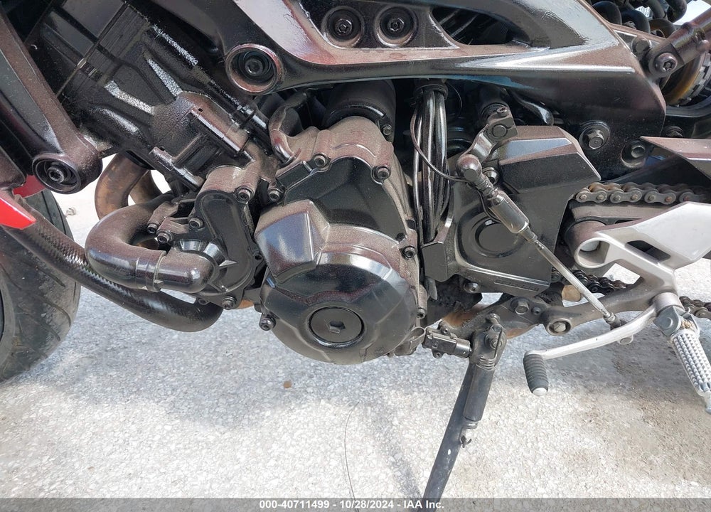 2017 YAMAHA FZ09 VIN: JYARN53E4HA000503
