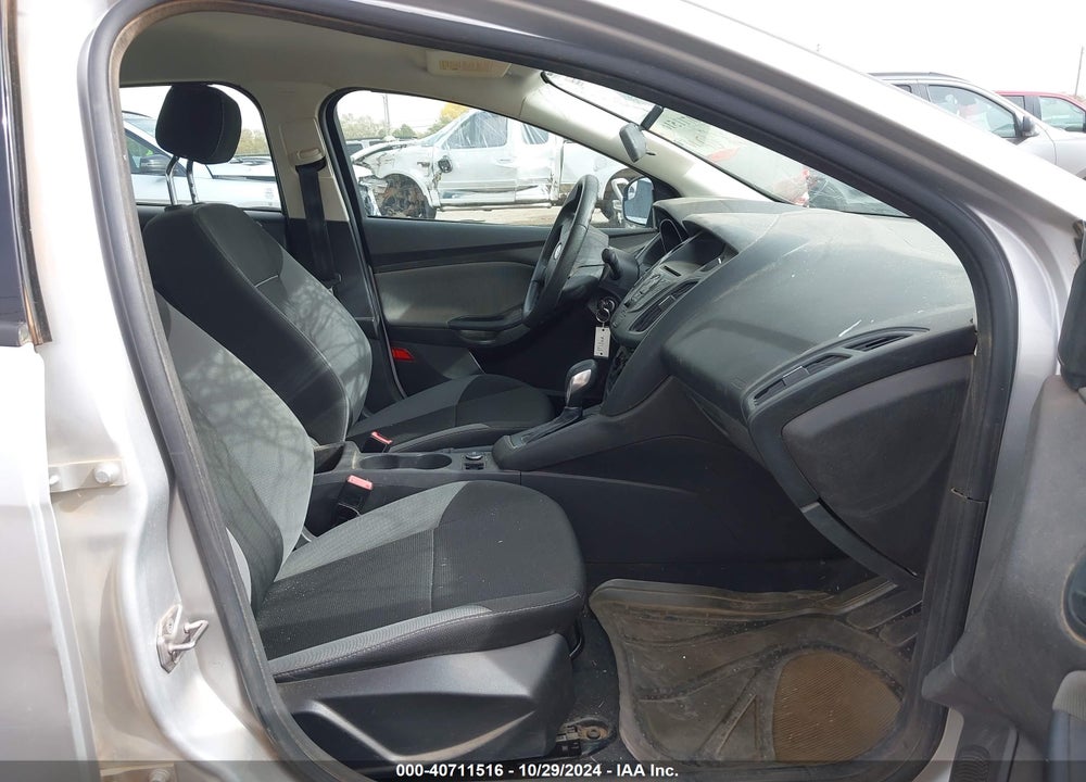 2013 FORD FOCUS VIN: 1FADP3E29DL263266