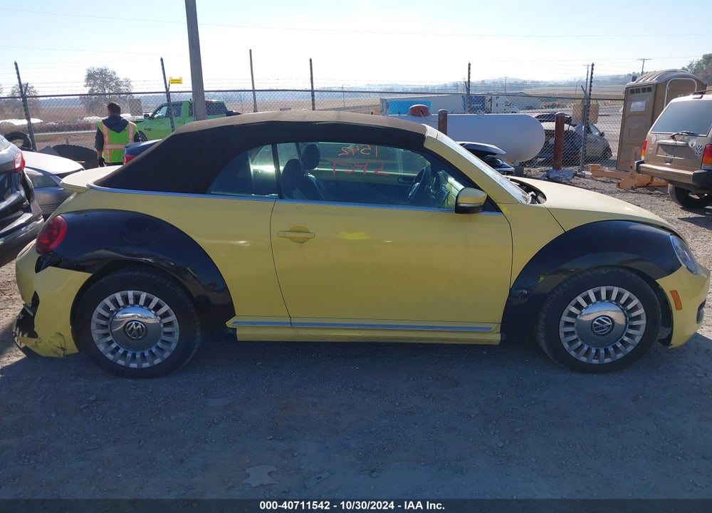 2015 VOLKSWAGEN BEETLE 1.8T VIN: 3VW517AT9FM821203