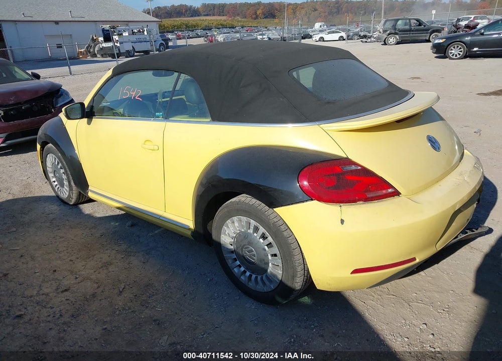 2015 VOLKSWAGEN BEETLE 1.8T VIN: 3VW517AT9FM821203