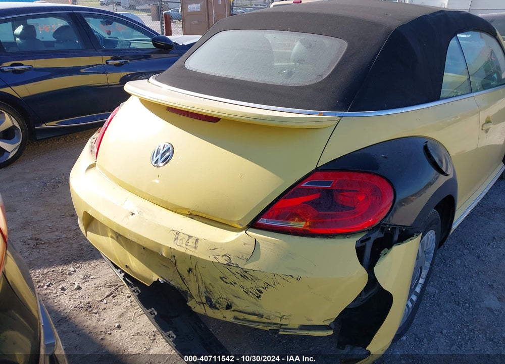 2015 VOLKSWAGEN BEETLE 1.8T VIN: 3VW517AT9FM821203