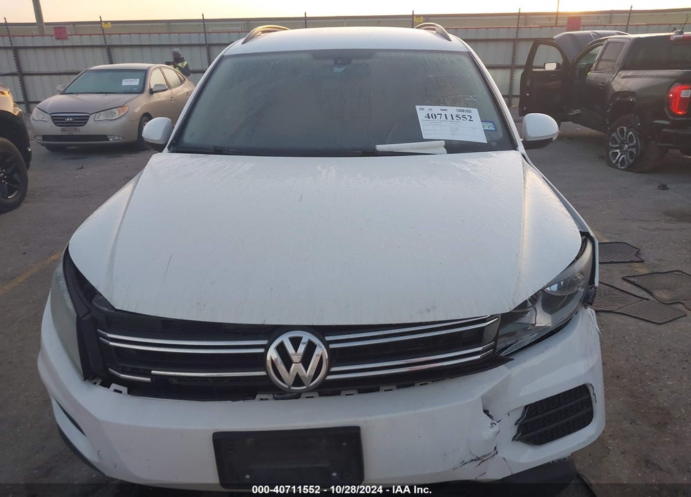 2017 VOLKSWAGEN TIGUAN 2.0T/2.0T S VIN: WVGAV7AX8HK041756