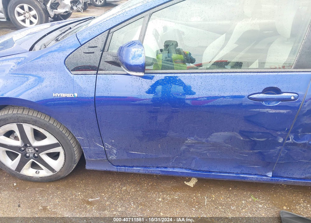 2016 TOYOTA PRIUS THREE TOURING VIN: JTDKARFU2G3515014