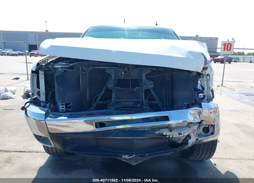2013 CHEVROLET SILVERADO 1500 VIN: 3GCPCSE02DG205315