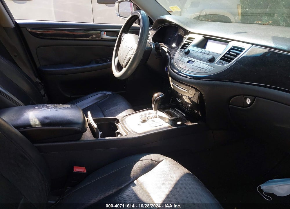 2013 HYUNDAI GENESIS 3.8 VIN: KMHGC4DD2DU256497