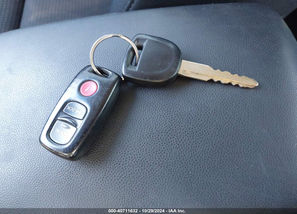 2008 MAZDA 3 S SPORT VIN: JM1BK323681111153