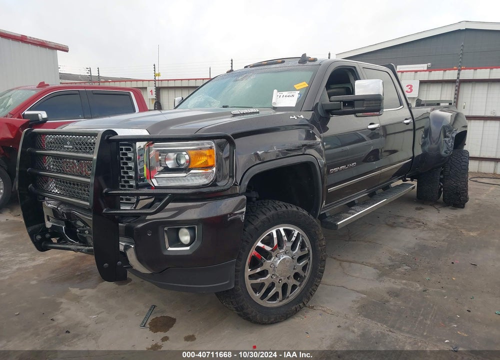 2015 GMC SIERRA 3500HD DENALI VIN: 1GT424E88FF640688