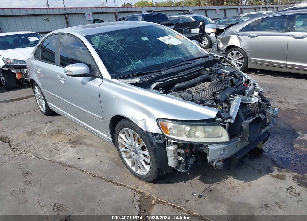 2011 VOLVO S40 T5 VIN: YV1672MS1B2550175