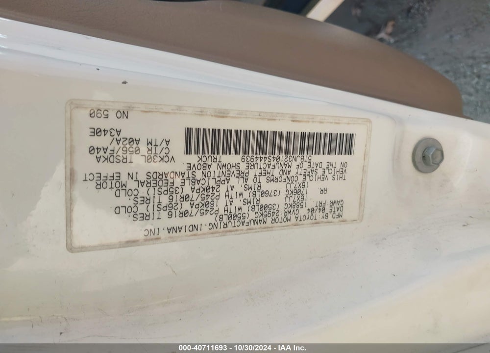2004 TOYOTA TUNDRA VIN: 5TBJN32104S444939