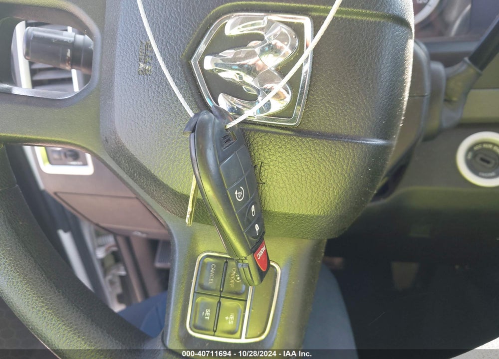 2013 RAM 1500 SLT VIN: 1C6RR6GP0DS593864