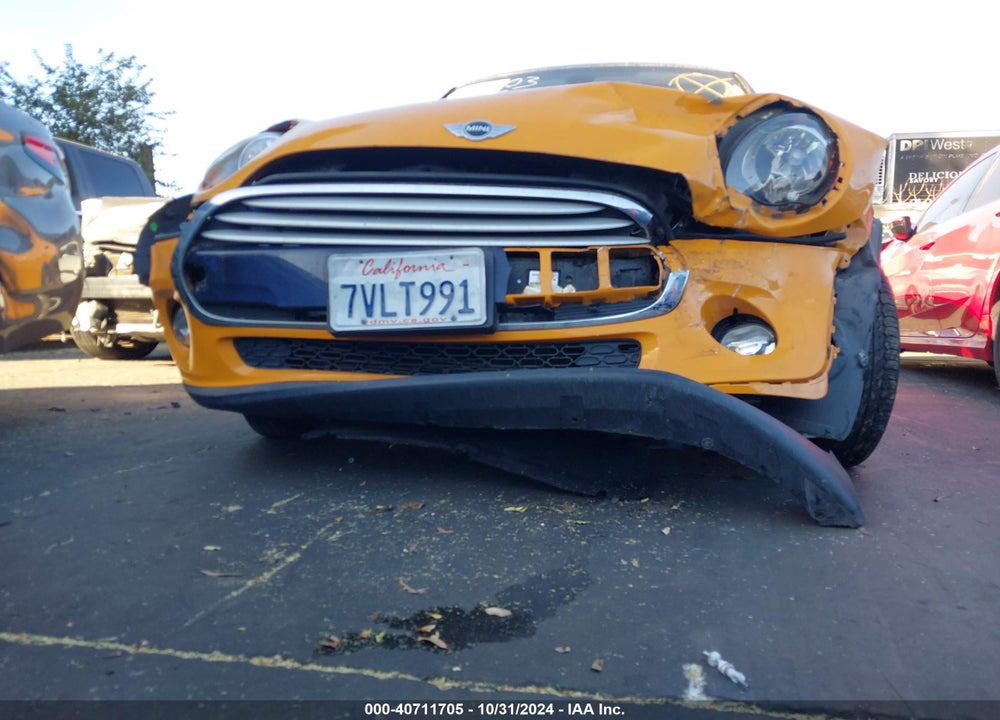 2015 MINI HARDTOP COOPER VIN: WMWXS5C58FT829142