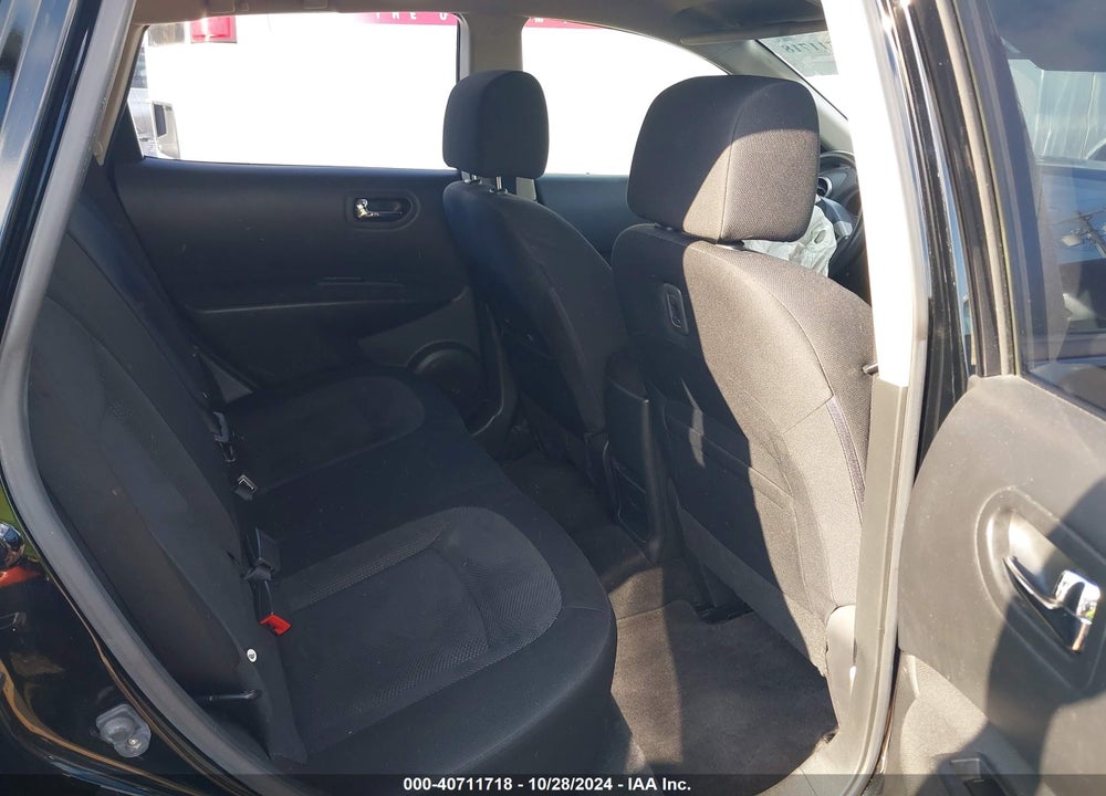 2014 NISSAN ROGUE SELECT S VIN: JN8AS5MT3EW606174