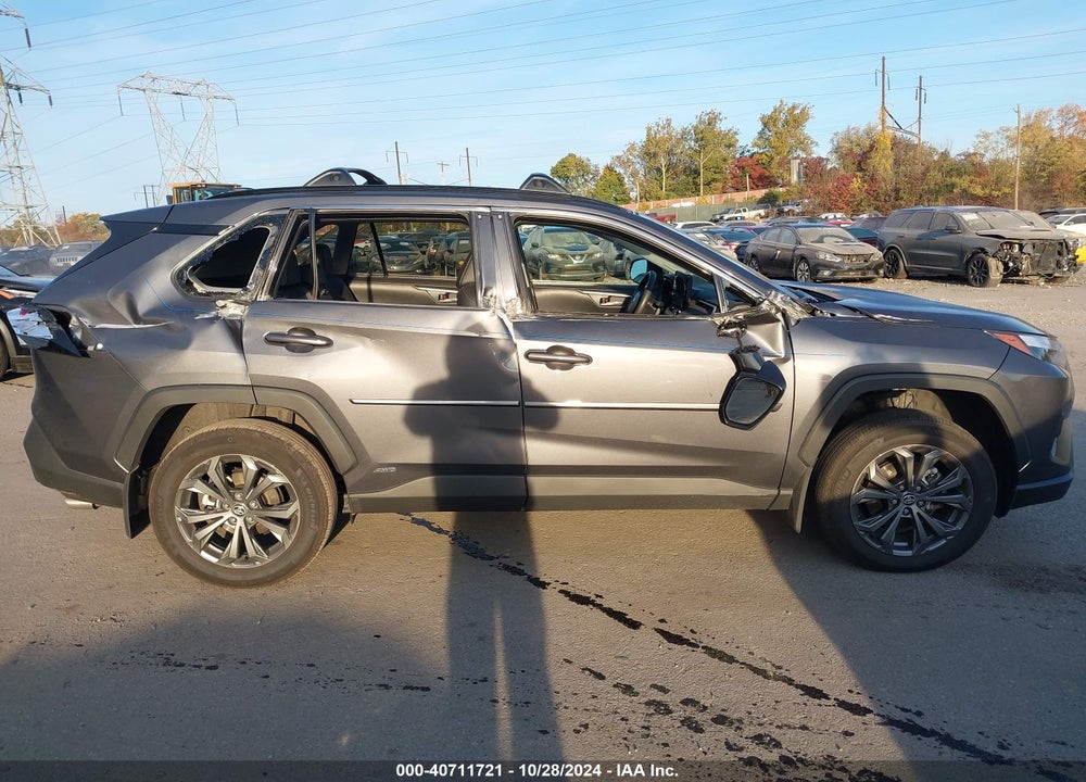 2024 TOYOTA RAV4 HYBRID VIN: 2T3B6RFV3RW047207