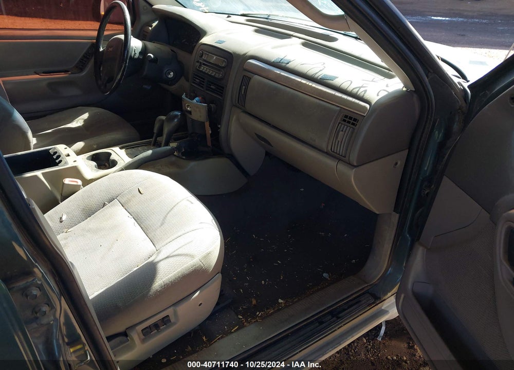 2002 JEEP GRAND CHEROKEE LAREDO VIN: 1J4GW48N92C184970
