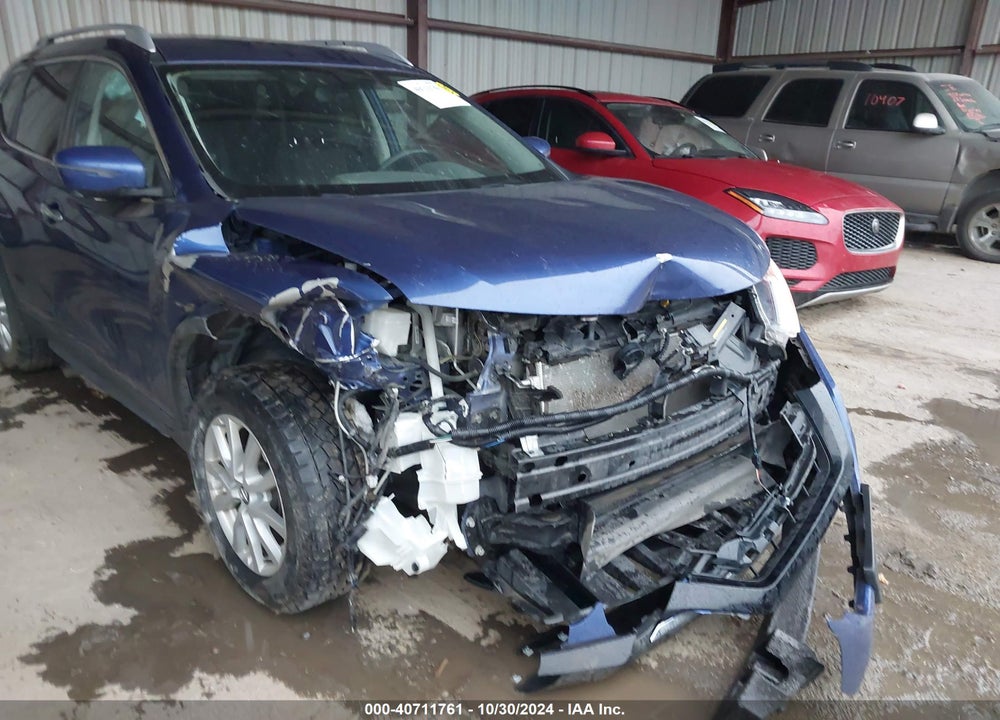 2018 NISSAN ROGUE SV VIN: KNMAT2MV8JP567708
