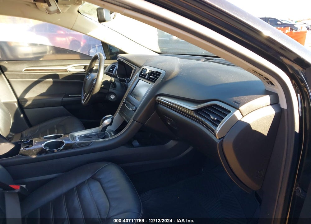 2013 FORD FUSION SE VIN: 3FA6P0HR2DR337211