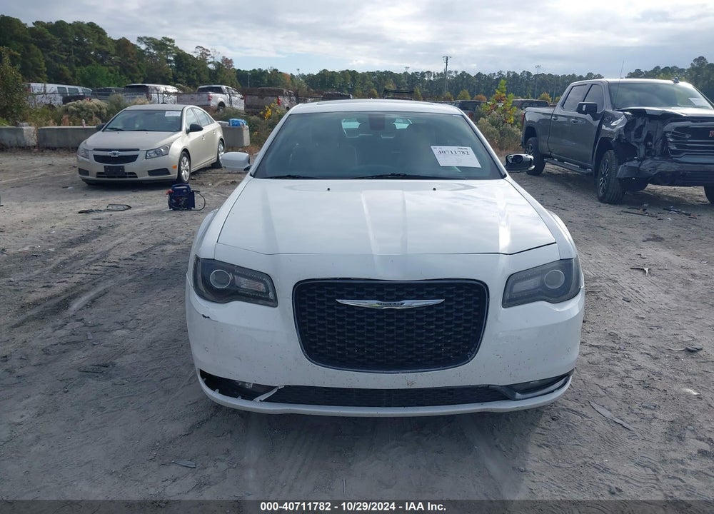 2015 CHRYSLER 300 300S VIN: 2C3CCABG0FH833276