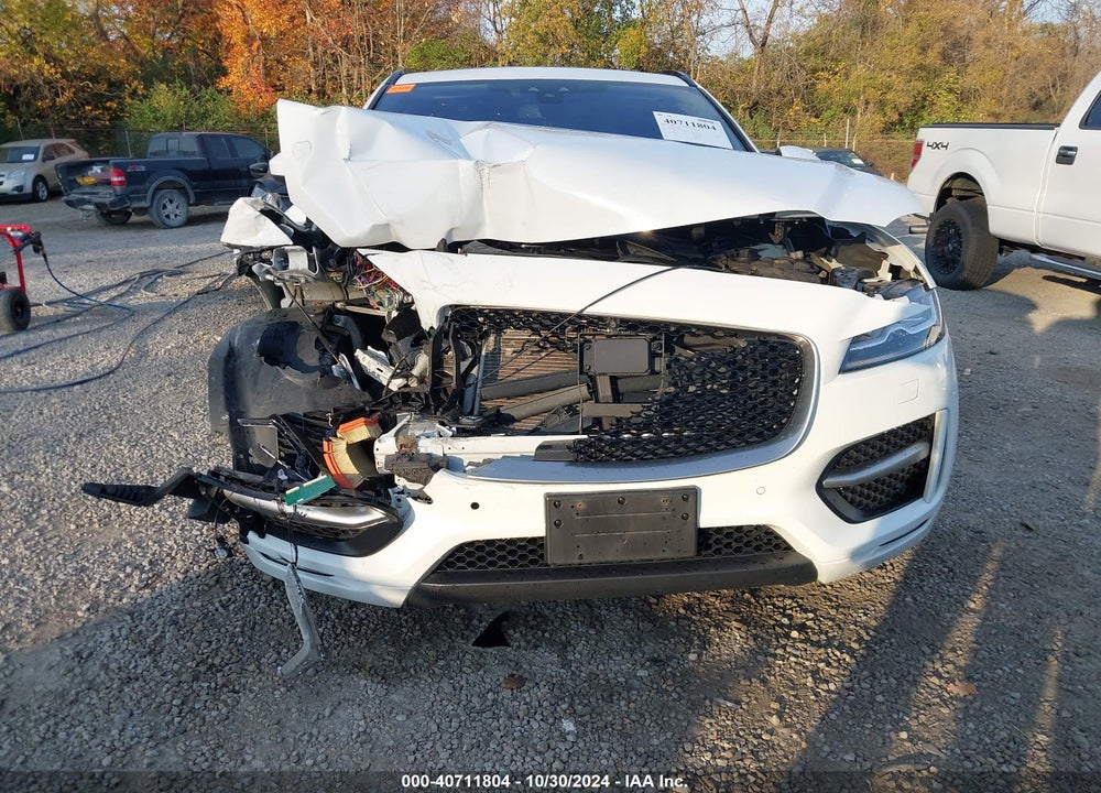 2017 JAGUAR F-PACE 35T R-SPORT VIN: SADCL2BV0HA064073
