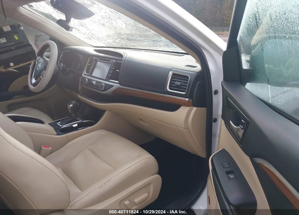 2019 TOYOTA HIGHLANDER LIMITED VIN: 5TDYZRFH0KS305797