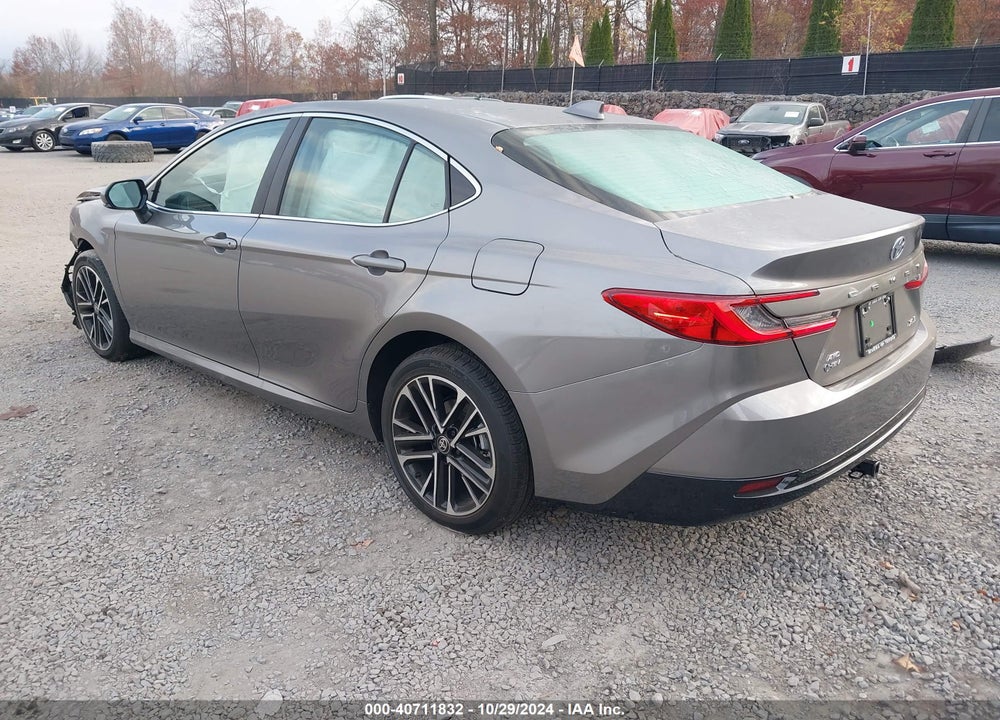 2025 TOYOTA CAMRY XLE VIN: 4T1DBADKXSU503491
