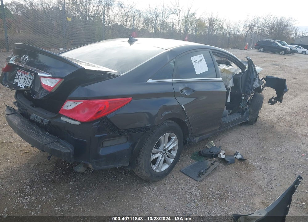 2013 HYUNDAI SONATA GLS VIN: 5NPEB4ACXDH584707