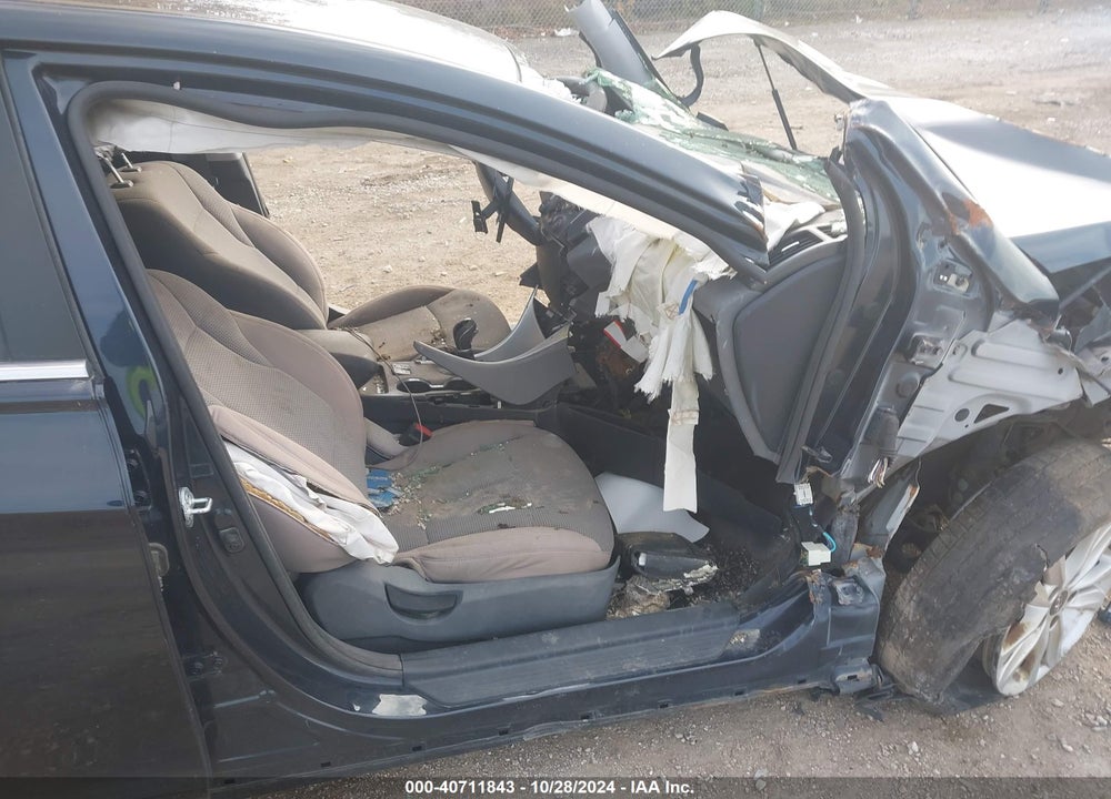2013 HYUNDAI SONATA GLS VIN: 5NPEB4ACXDH584707