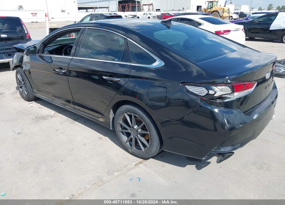 2018 HYUNDAI SONATA SPORT VIN: 5NPE34AF6JH642198