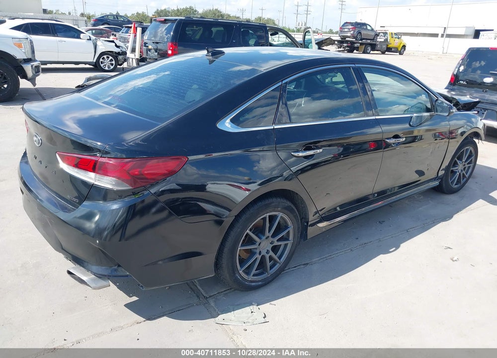 2018 HYUNDAI SONATA SPORT VIN: 5NPE34AF6JH642198