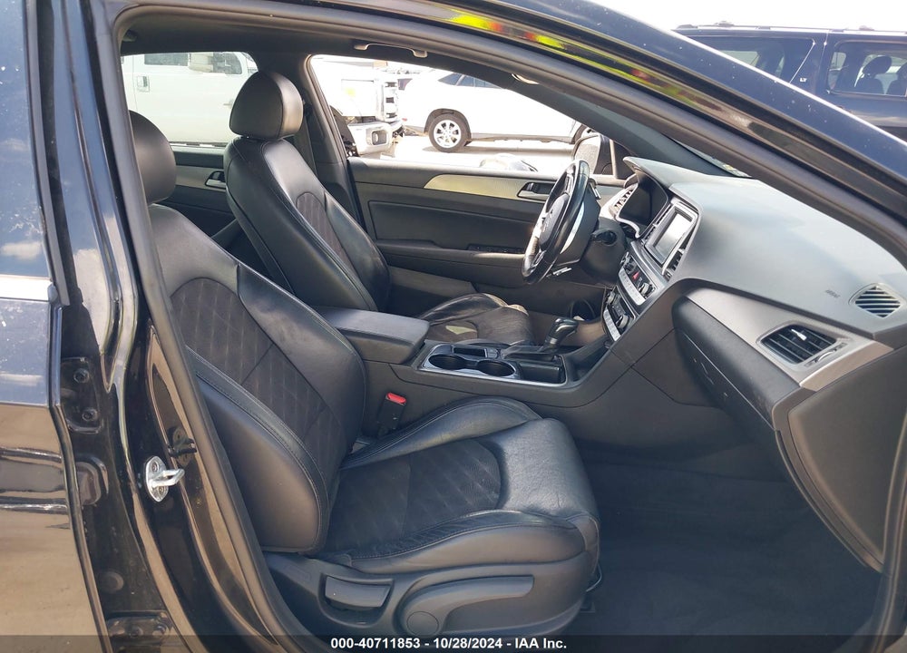 2018 HYUNDAI SONATA SPORT VIN: 5NPE34AF6JH642198