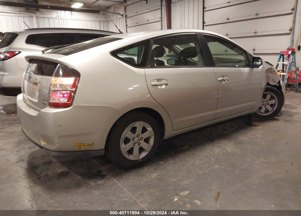 2005 TOYOTA PRIUS VIN: JTDKB20U457055793