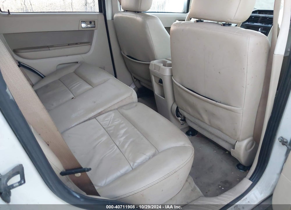 2010 FORD ESCAPE VIN: 1FMCU0EG5AKA43595