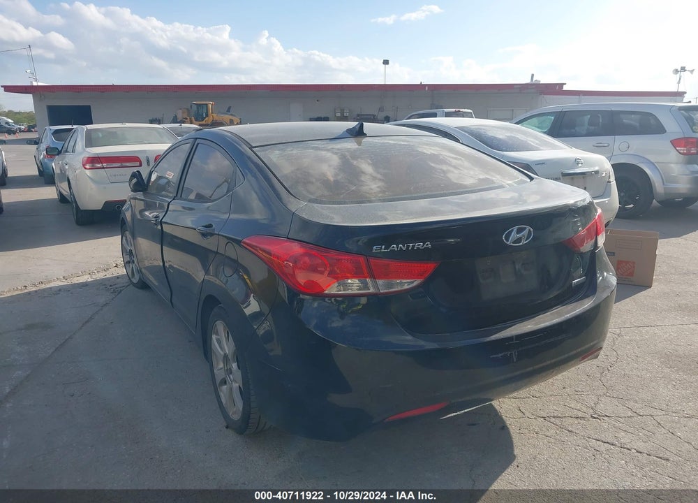 2012 HYUNDAI ELANTRA VIN: 5NPDH4AE6CH082903
