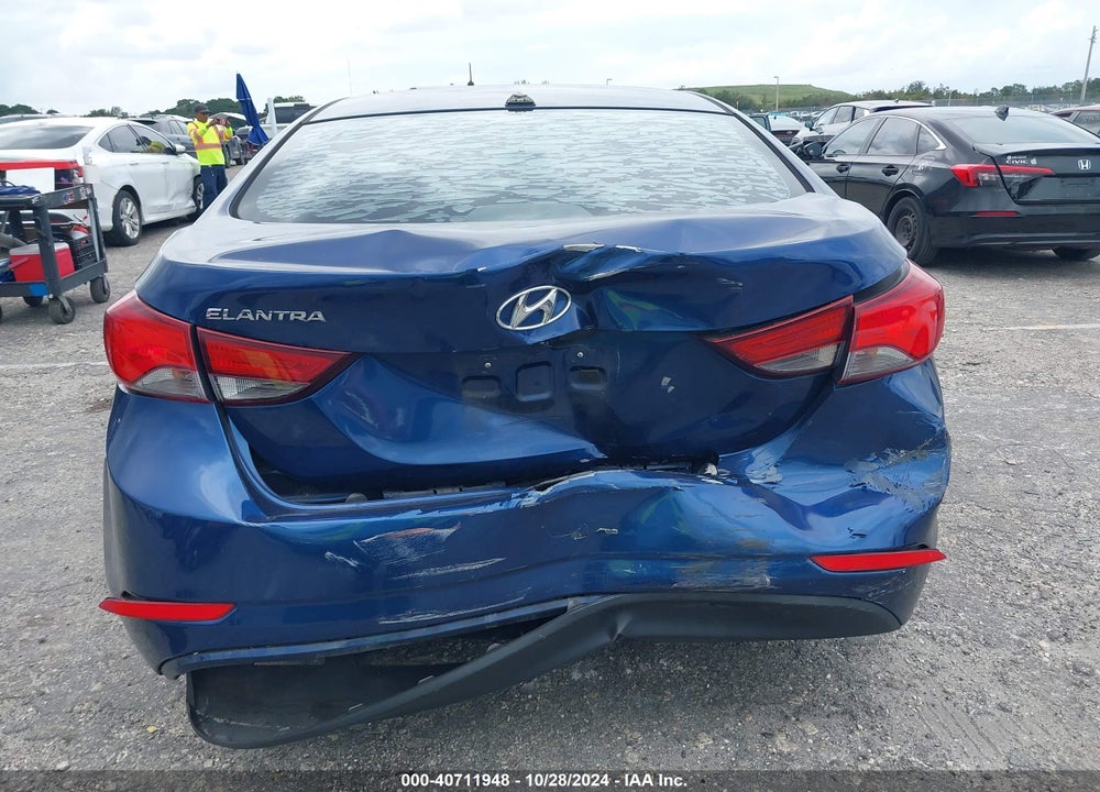 2016 HYUNDAI ELANTRA SE VIN: 5NPDH4AEXGH758825