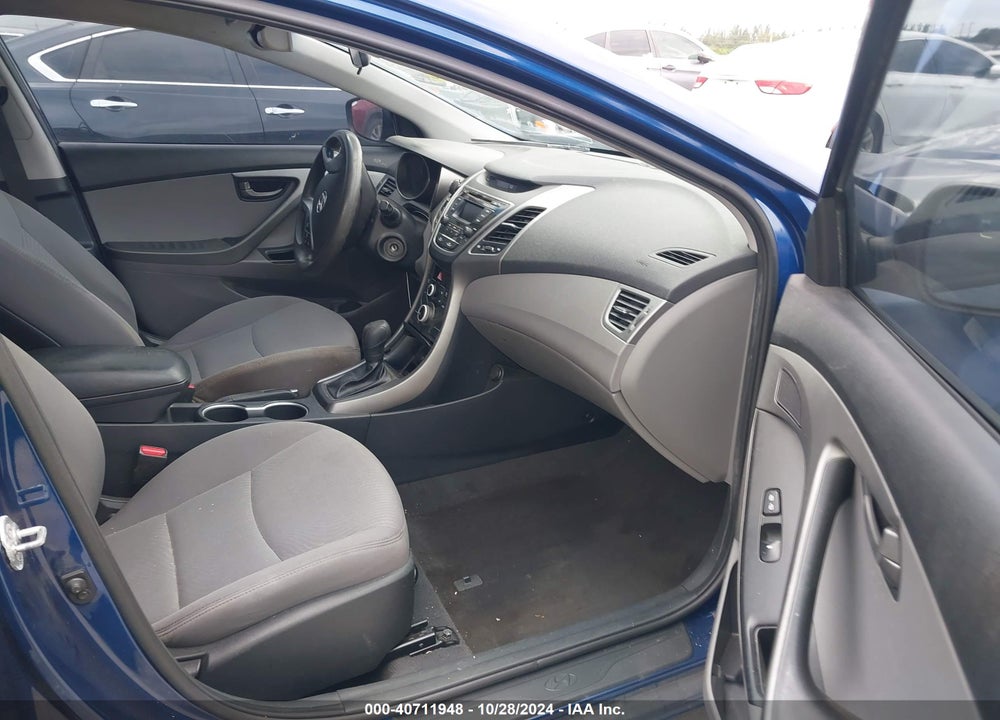 2016 HYUNDAI ELANTRA SE VIN: 5NPDH4AEXGH758825