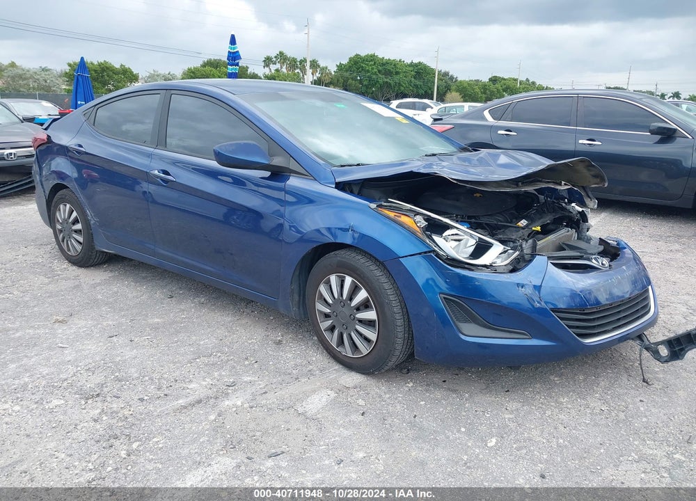 2016 HYUNDAI ELANTRA SE VIN: 5NPDH4AEXGH758825